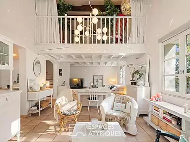 Mons 83440 Achat / Vente maison 10 pièces t10 au dernier étage piscine