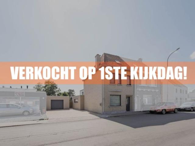 Mooi afgewerkte woning met ruime garage 50m2 op perceel.