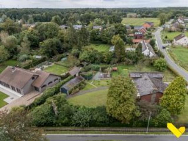 Mooi perceel bouwgrond op een zeer rustige locatie
