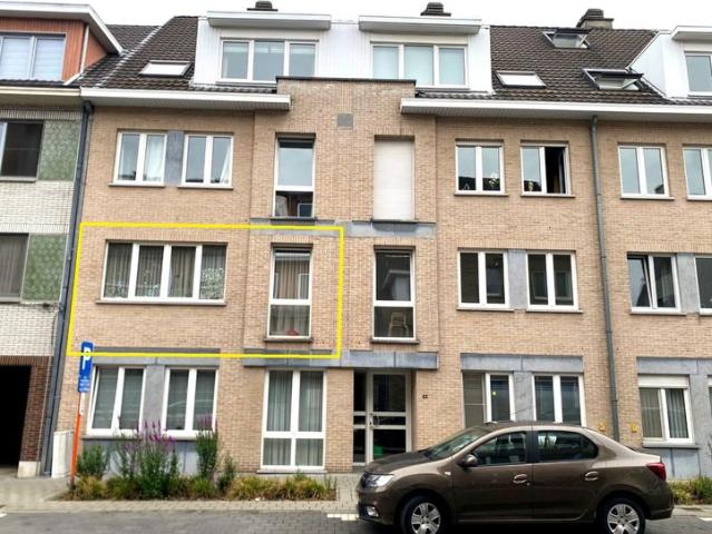 Mooi 2 slpk. Appartement + kelderberging centrum van Ha.