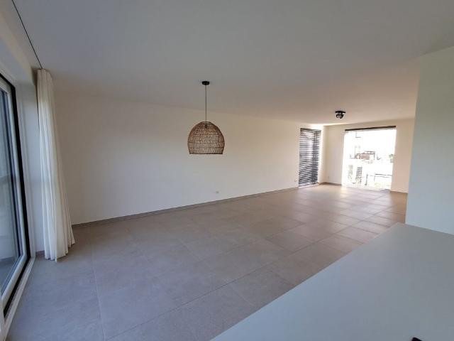 Mooie woning te Sijsele!