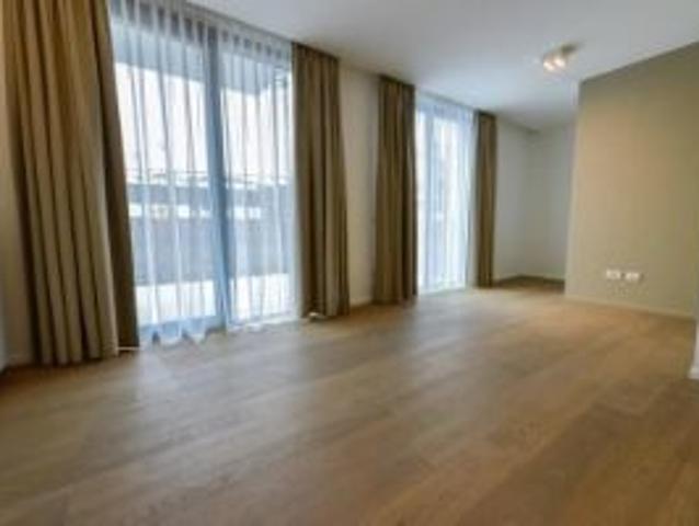 Mooie assistentiewoning met zuidgericht terras gelegen vla