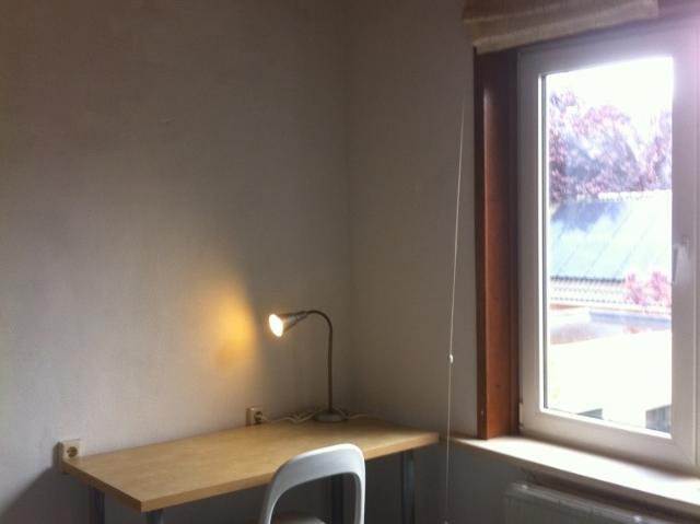 Mooie deels gemeubileerde kamer te huur