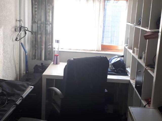 Mooie kamer dichtbij centrum en scholen