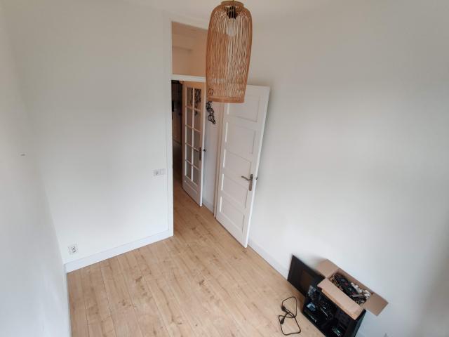 Mooie kamer in een ruimtelijk appartement