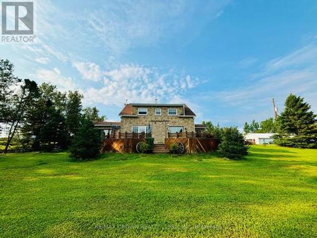 Moonbeam 79 Ste Marie Road, Kapuskasing, ON, P0L 1V0 house for sale | Listing ID T13542 | Royal LePage