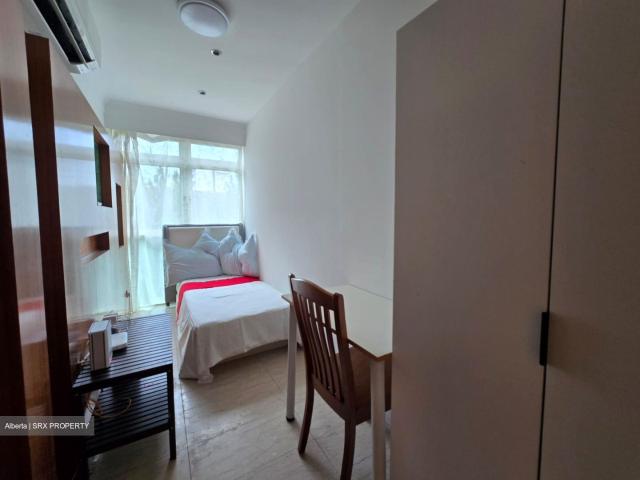 Moonstone View D12, Apartment