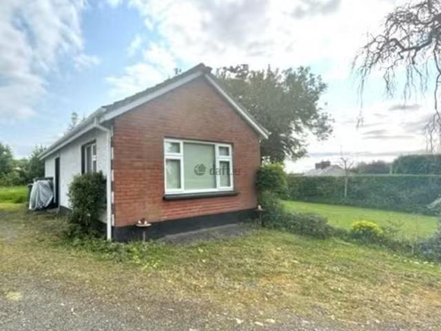 Moorhill, Brannockstown, Co. Kildare is for rent