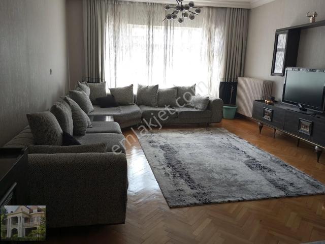 Mobilyalı Lüx 3+1 3. Kat Ön Meclise Yakın