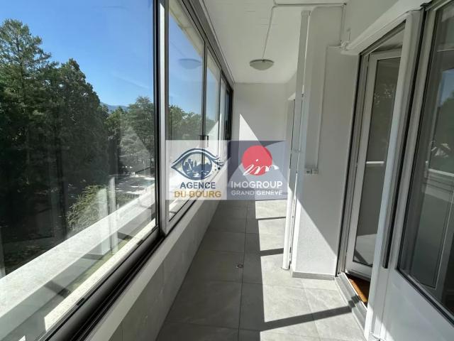 Möbliert zu vermieten – prächtige Wohnung in einer luxuriösen Residenz mit Swimmingpools