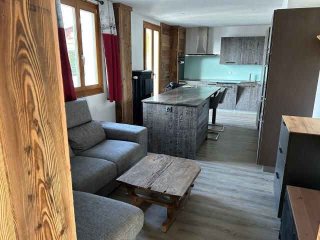 Möblierte 3.5 Zimmer Wohnung mit Balkon 90m2