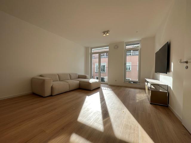 Möblierte 3,5 Zimmer Wohnung im SCHÖNTALHAUS mit Küche, Terrasse und Klimaanlage Aurelion Immobilien Aschaffenburg