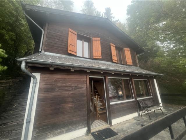 Möblierte 3,5 Zimmer Chalet für die Sommermiete