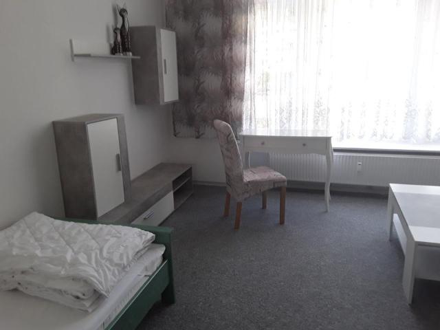 Möblierte 1 Zi. Wohnung m. Kü.Bad