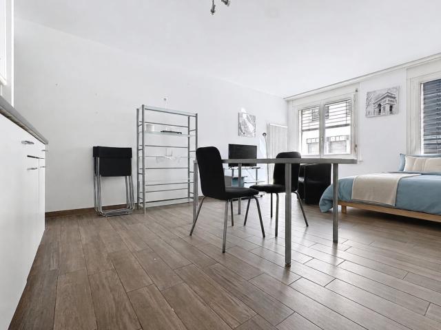Möbliertes Atelier im Zentrum von Sierre – sofort verfügbar