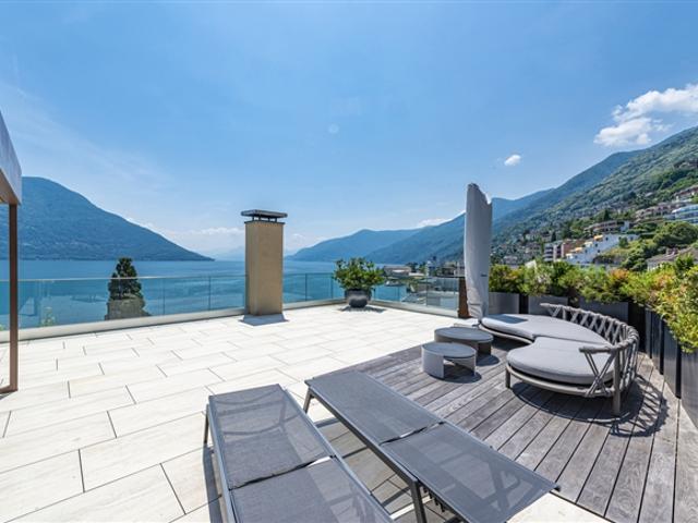 Möbliertes Penthouse Doppelhaus mit Blick auf den Lago Maggiore
