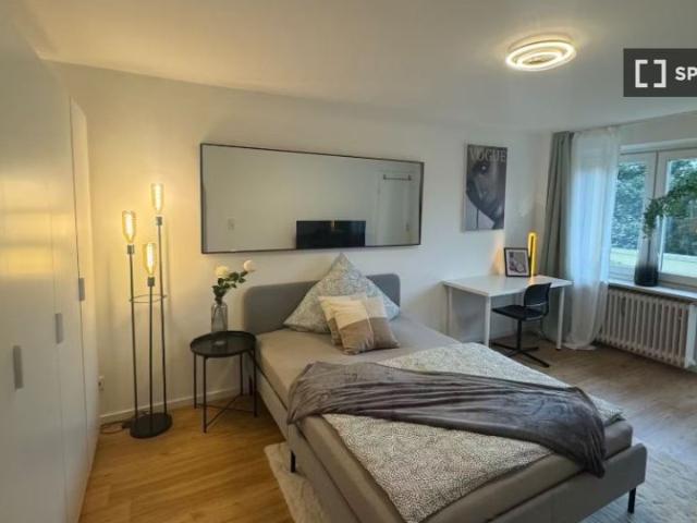 1 Zimmer Wohnung am Josephsplatz, München zu vermieten