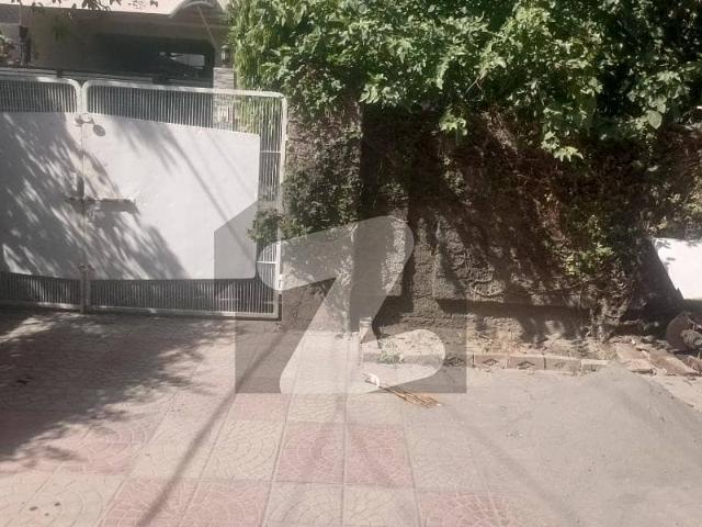 Modal town link road 10 marla dubal storey house for rent
