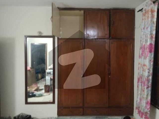 Model Town Link Road 1 Kanal Upper Portion 3 Bed For Rent