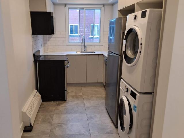 model 9337 Francoeur 1 Bedroom Apartment for Rent at 9337 Rue Francoeur, Montréal, QC H8R 2G5 LaSalle