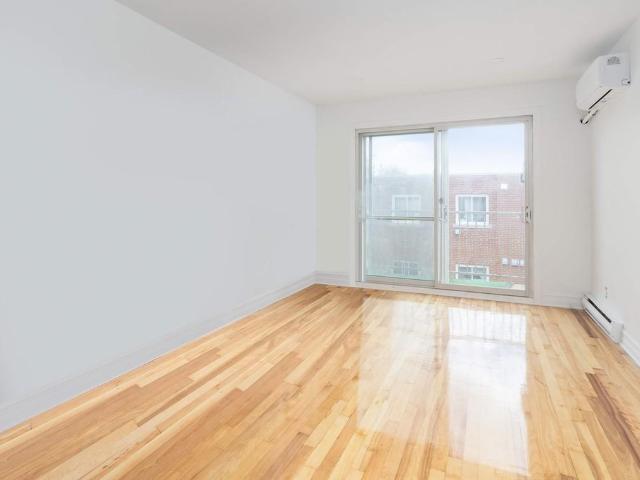 model 2640 Theodore 1 Bedroom Apartment for Rent at 2640 Rue Théodore, Montréal, QC H1V 3C6 Maisonneuve
