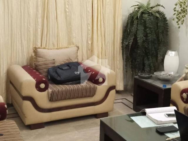 Model Colony Kazimabad Bungalow For Sale