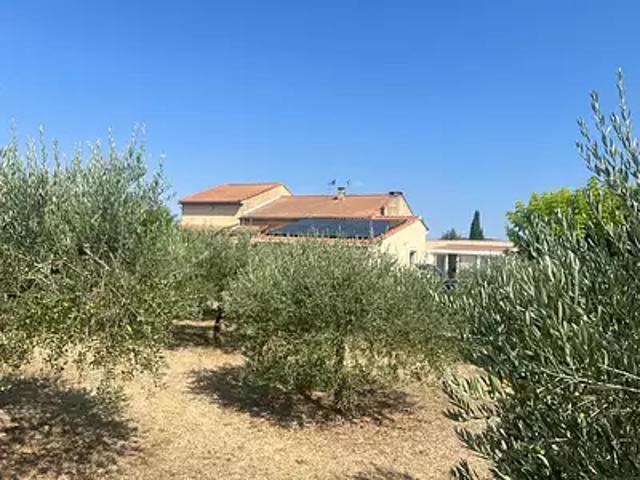 Modène 84330 Achat / Vente maison 7 pièces t7 piscine terrasse