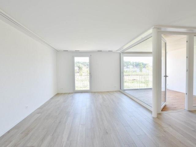Modern 3.5 room apartment in the popular Schüssparadies