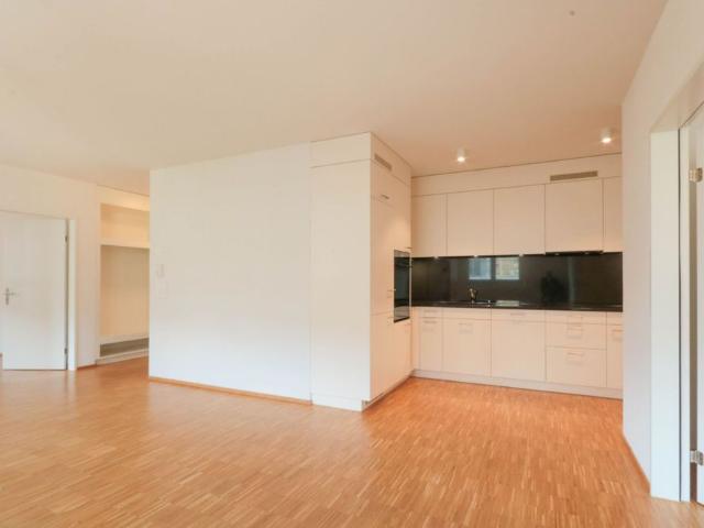 Modern 3.5 room apartment with spacious floor plan