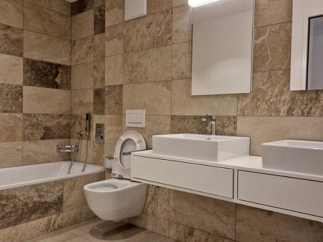 Modern 3.5 room attic apartment in Igis