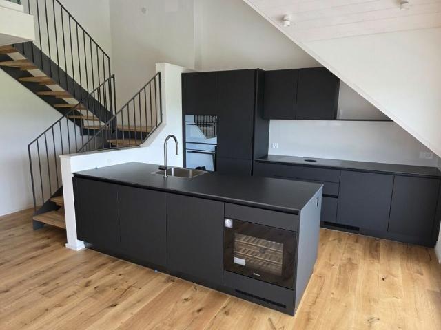 Modern 3.5 room maisonette apartment in a new building