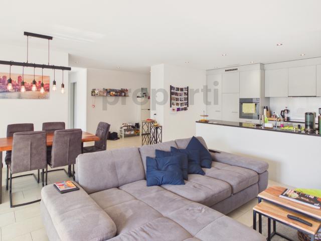 Modern 3.5 Zimmer Wohnung mit Balkon, Willisau