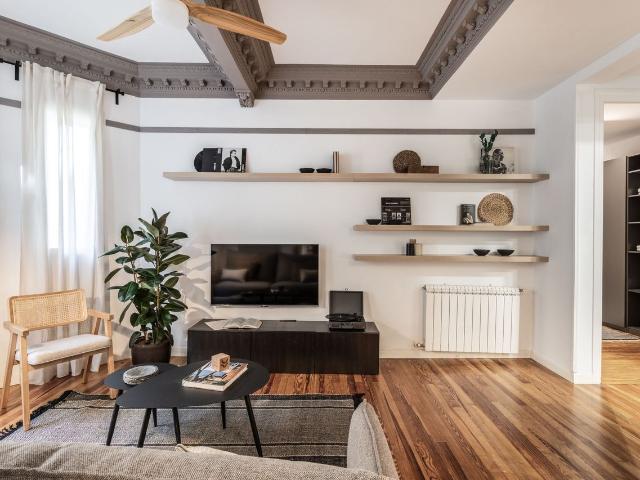 Modern 3 Bedroom Apartment with Designer Furniture and High End Appliances on Santa Engracia Street, Madrid Amsterdam Apartments for Rent