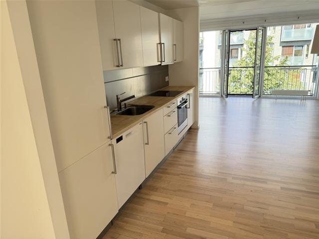 Modern 3 Bedroom Apartment Close to Metro – Perfect for Sharing, København SV, København