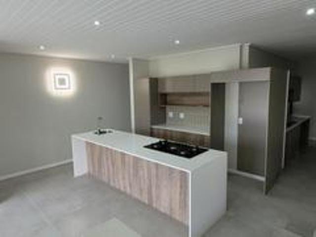 modern 3 bedroom duet to let in isla.