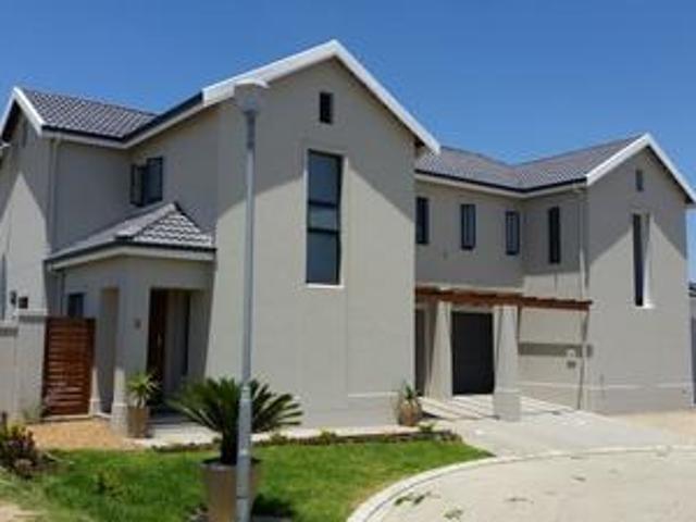 modern 3 bedroom duplex in graanenda.