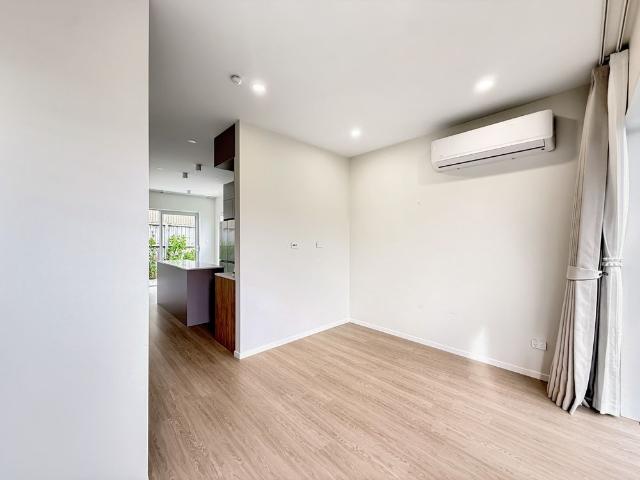 Modern 3 Bedroom Family Home in a Prime North Shore Location