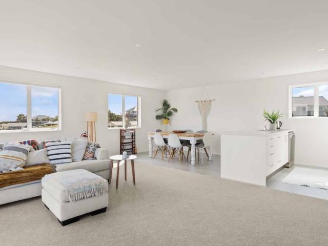 Modern 3 bedroom family home Rent reduced to $550 p.w