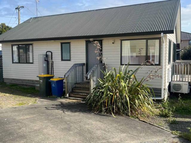 Modern 3 Bedroom Gem Won't Last Long!