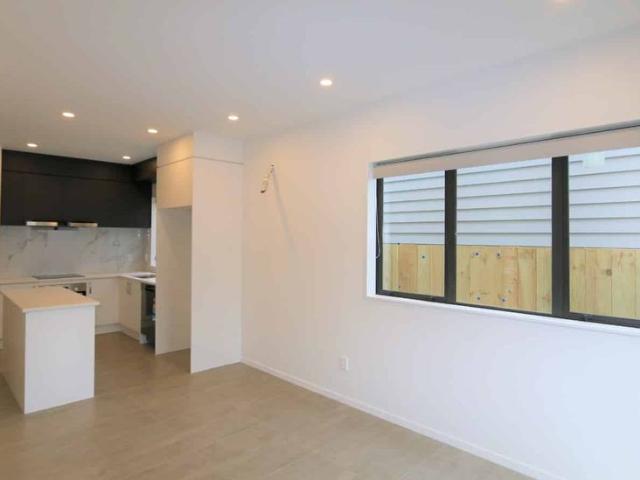 Modern 3 Bedroom Home in Papakura