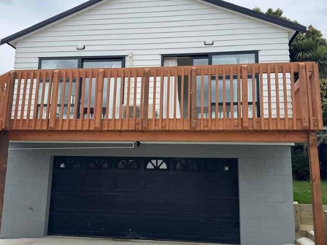 Modern 3 Bedroom Home in Waiuku