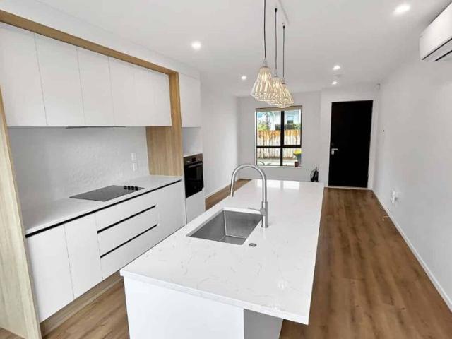 Modern 3 Bedroom Terrace Living
