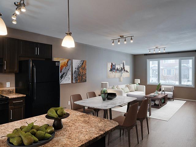 Modern 3 Bedroom Townhouse In Lorette Available August 1st!