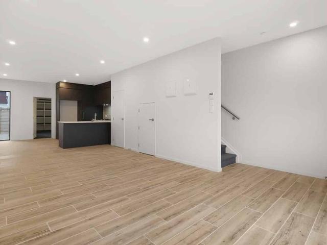 Modern 3 Bedroom + 2.5 Bathroom Townhouse
