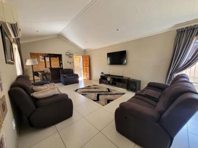 modern 3 bedroom, 2 bathroom home wi.