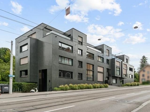 Modern 1.5 room apartment in Zurich Seefeld + CHF 1'500. moving voucher