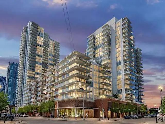 Modern 1 Bed/1 Bath in a Luxury 2 Bed + 2 Bath Condo