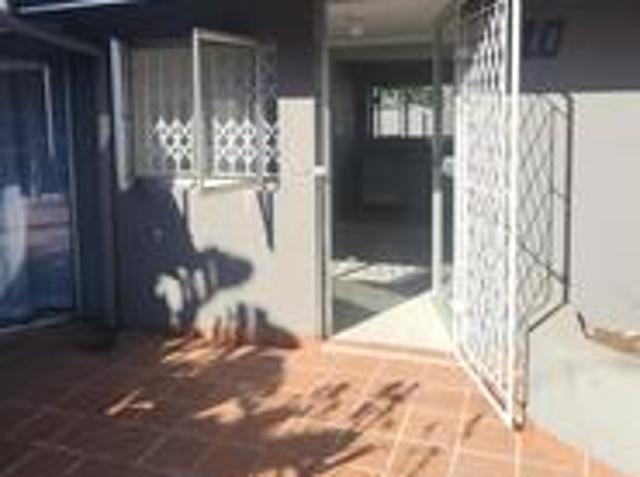 modern 1 bedroom apartment to rent i.