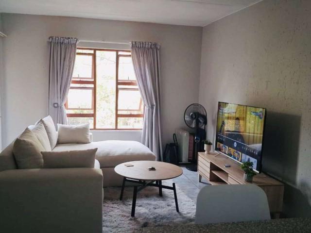 Modern 1 Bedroom Apartment To Rent in Ferndale, Randburg
