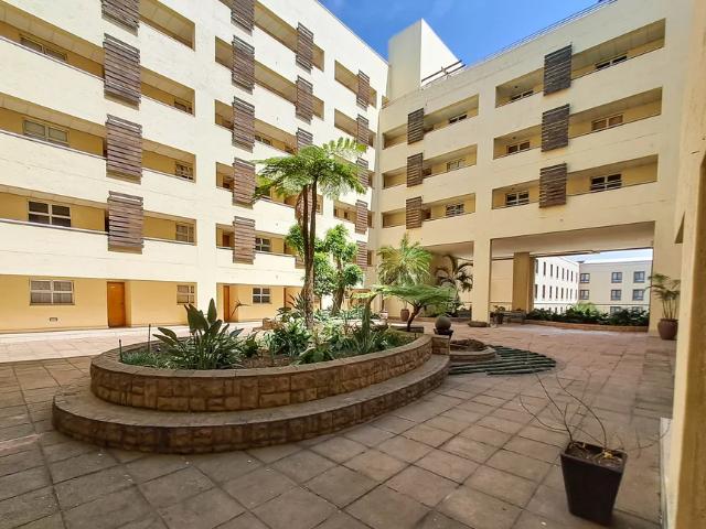 Modern 1 Bedroom Apartment in the Heart of Umhlanga Gateway